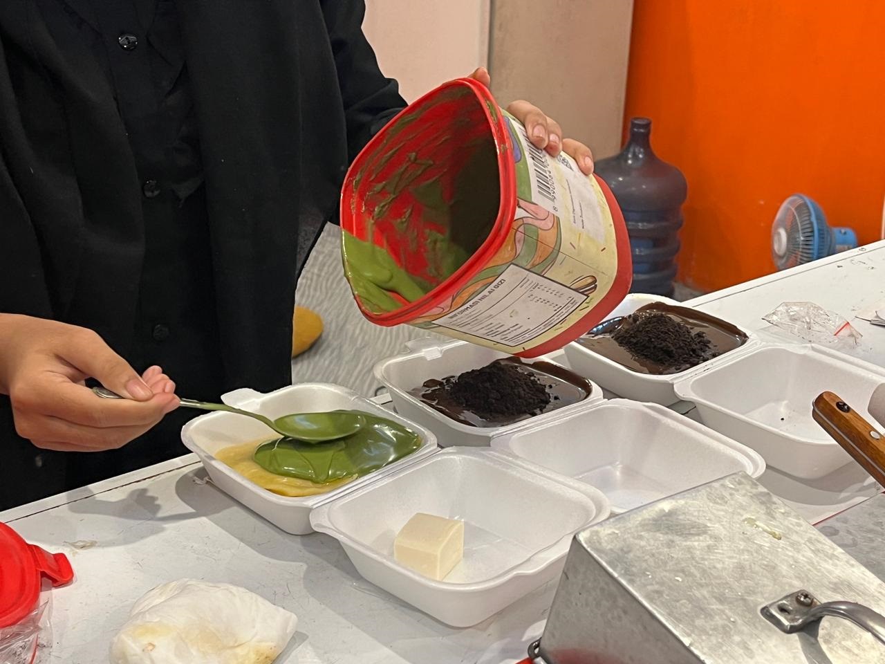 Pancong Lumer Cake Becomes a Popular Ramadan Takjil Favorite Among Residents in Tulungagung